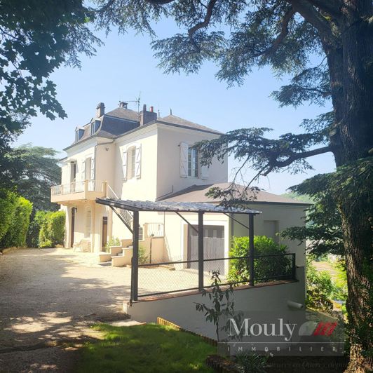 Image No.1-4 Bed House for sale