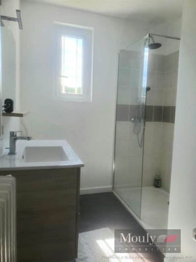 Image No.10-4 Bed House for sale