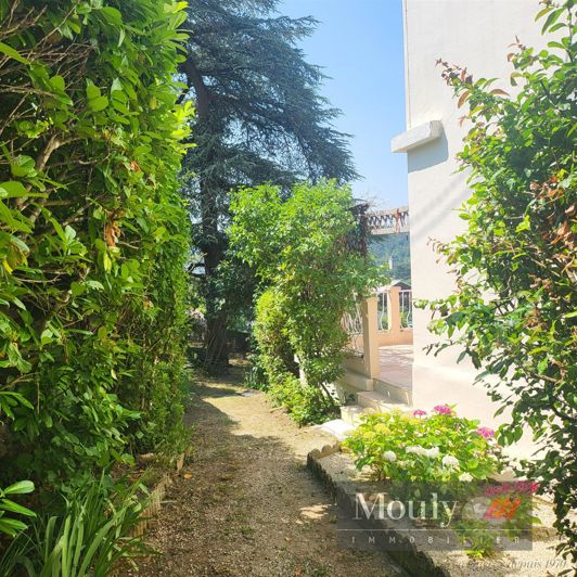 Image No.18-4 Bed House for sale