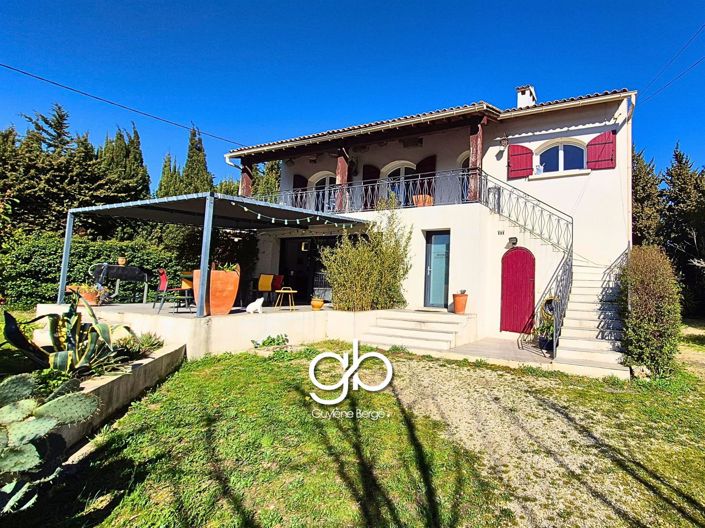 Image No.1-6 Bed House for sale