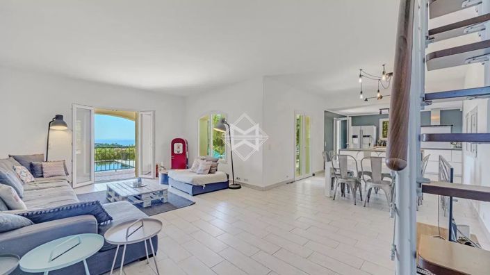 Image No.7-Maison de 4 chambres à vendre à Cavalaire-sur-Mer