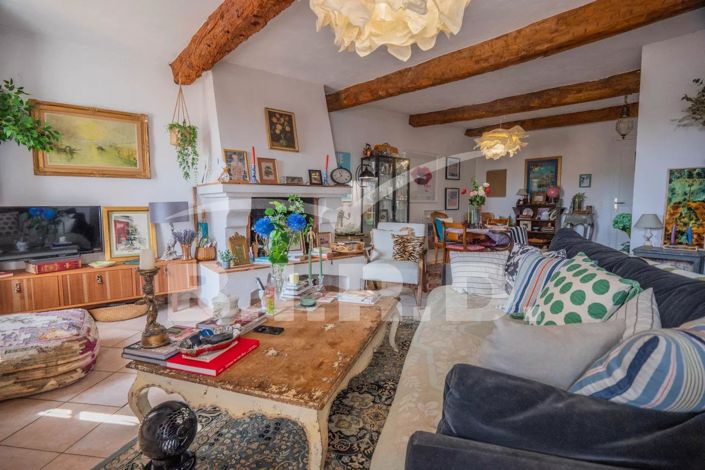 Image No.13-6 Bed House for sale