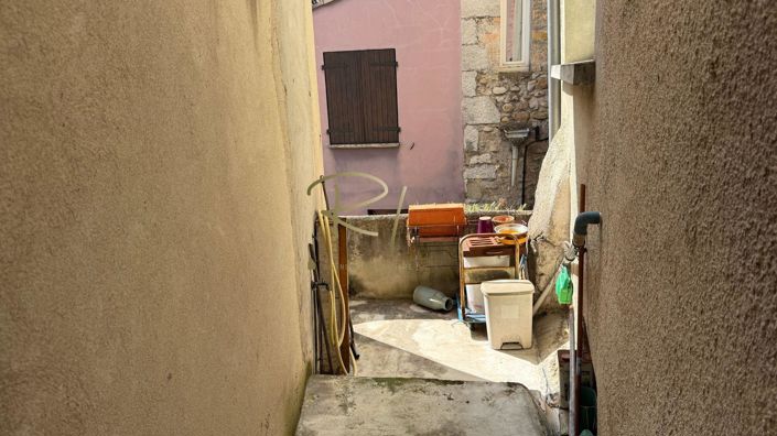 Image No.7-1 Bed House for sale