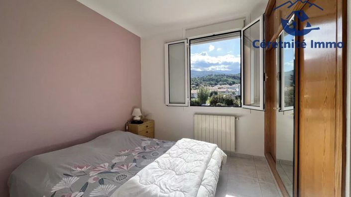 Image No.20-4 Bed House for sale