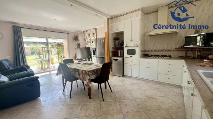 Image No.5-4 Bed House for sale