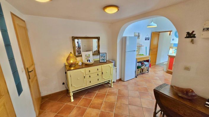 Image No.13-4 Bed House for sale