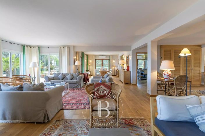 Image No.4-House for sale