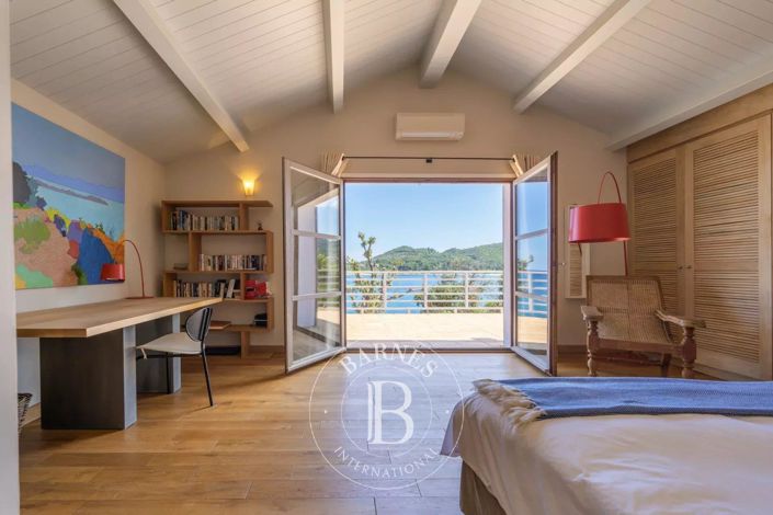 Image No.7-House for sale