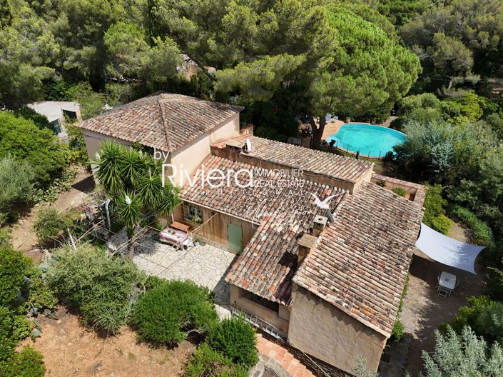 Image No.3-Maison de 9 chambres à vendre à Cavalaire-sur-Mer