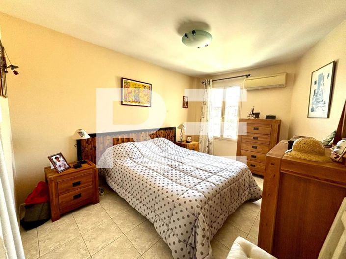 Image No.6-3 Bed House for sale