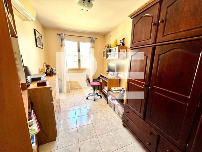 Image No.7-3 Bed House for sale