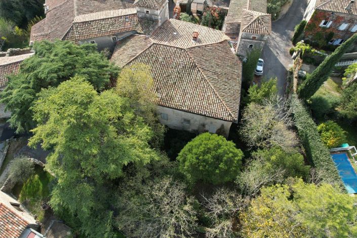 Image No.3-8 Bed House for sale