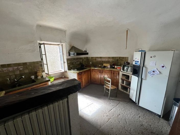 Image No.7-8 Bed House for sale