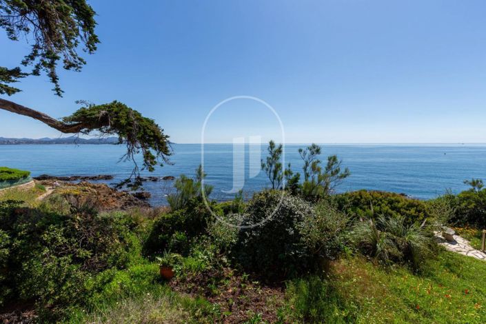 Image No.12-Maison de 6 chambres à vendre à Fréjus