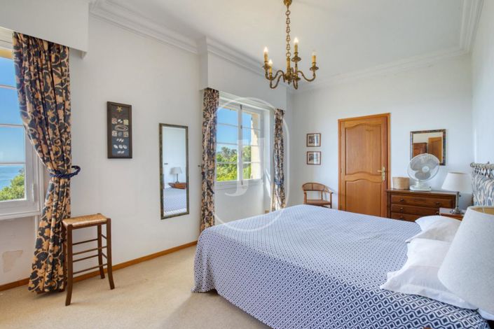 Image No.9-Maison de 6 chambres à vendre à Fréjus