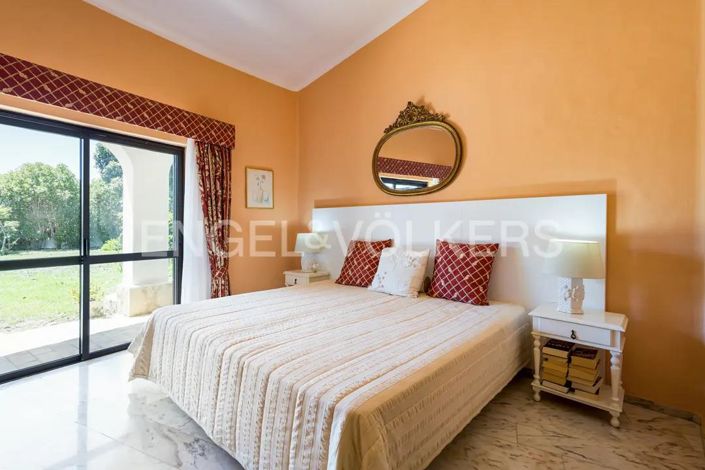 Image No.18-3 Bed House for sale