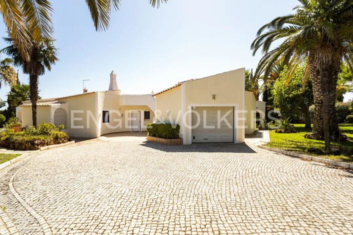 Image No.36-3 Bed House for sale