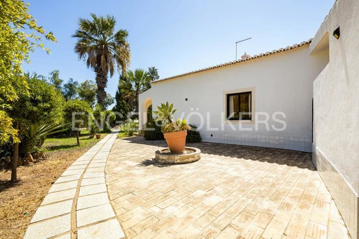 Image No.38-3 Bed House for sale