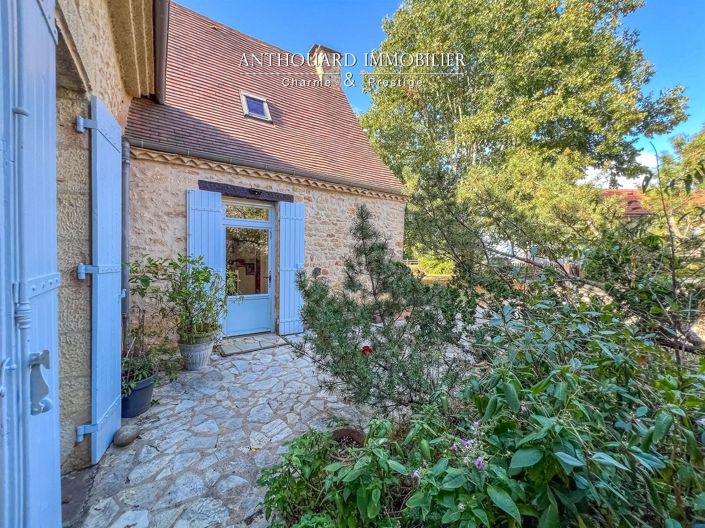 Image No.14-7 Bed House for sale