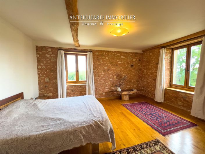 Image No.26-7 Bed House for sale