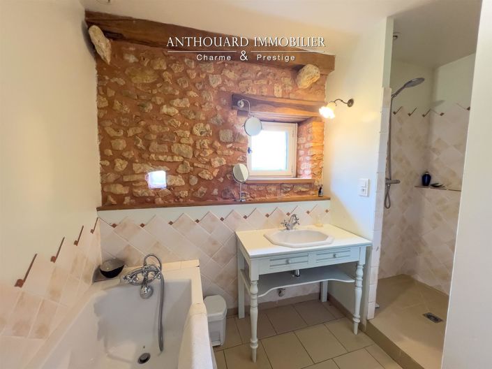 Image No.27-7 Bed House for sale