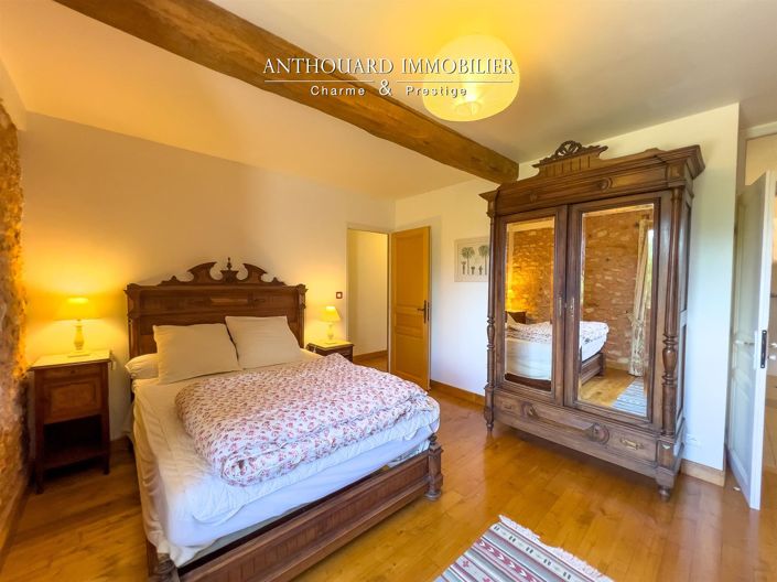 Image No.44-7 Bed House for sale