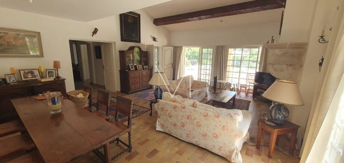 Image No.47-8 Bed House for sale