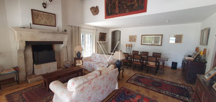 Image No.9-8 Bed House for sale