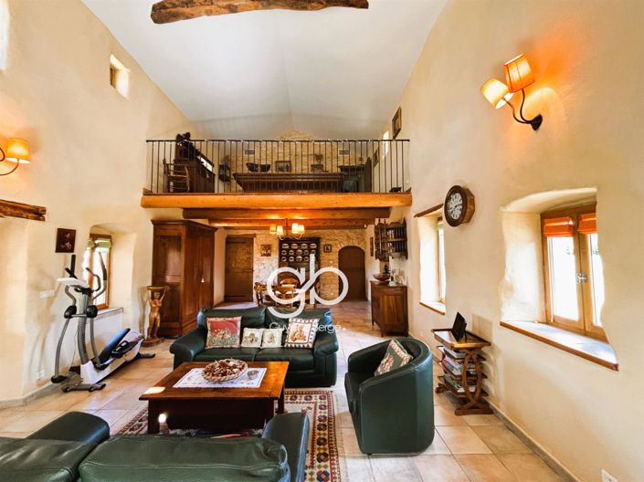 Image No.6-3 Bed House for sale