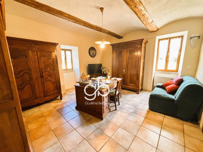 Image No.7-3 Bed House for sale