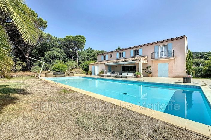 Image No.1-Maison de 4 chambres à vendre à Grimaud