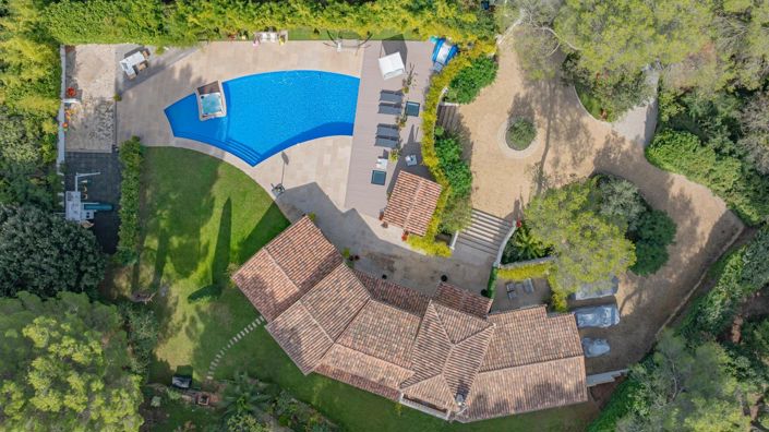 Image No.12-7 Bed House for sale