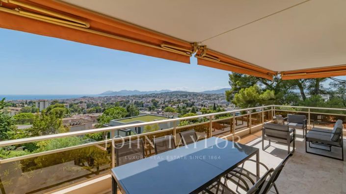 Image No.1-3 Bed Apartment for sale