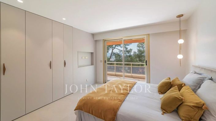 Image No.11-3 Bed Apartment for sale