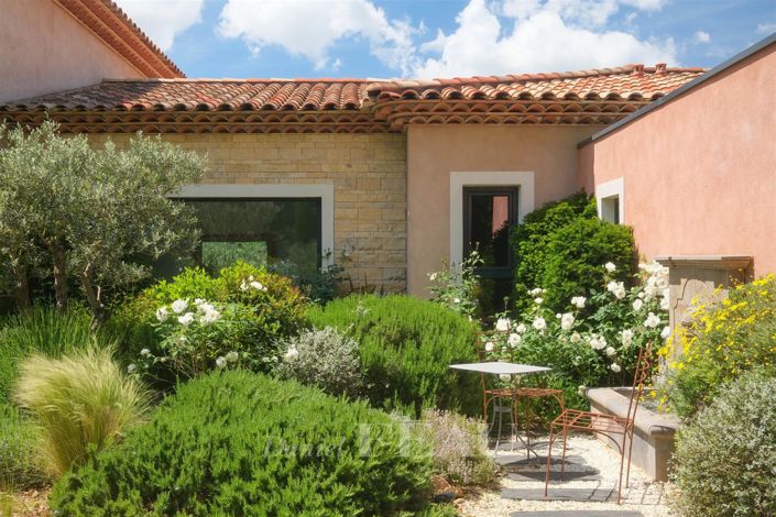 Image No.27-5 Bed House for sale