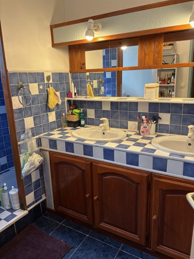 Image No.3-1 Bed House for sale