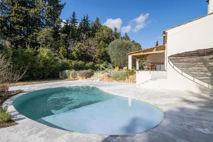 Image No.3-4 Bed House for sale