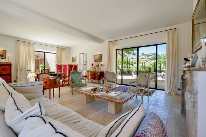 Image No.16-5 Bed House for sale