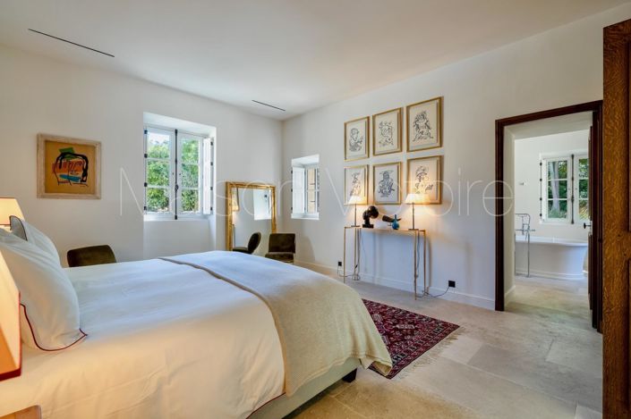 Image No.30-5 Bed House for sale