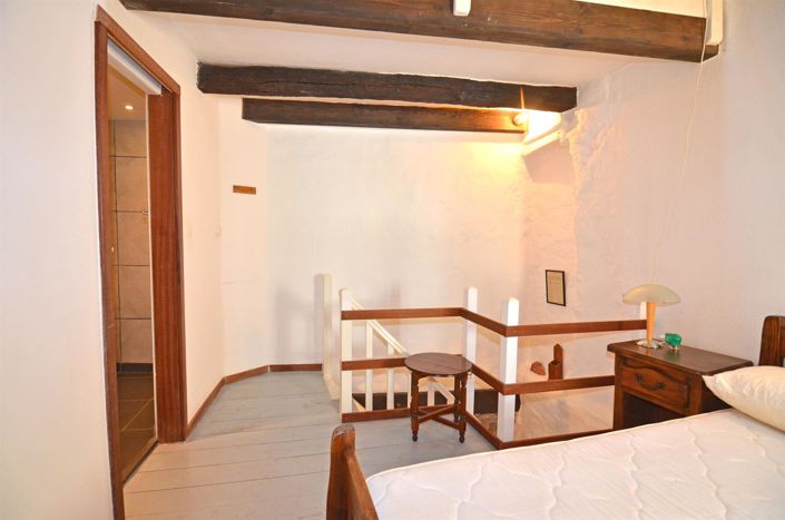 Image No.7-1 Bed House for sale