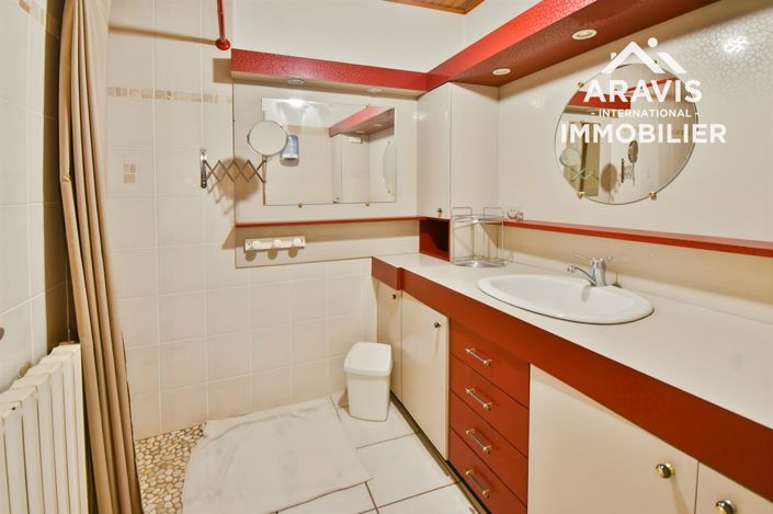 Image No.8-3 Bed House for sale