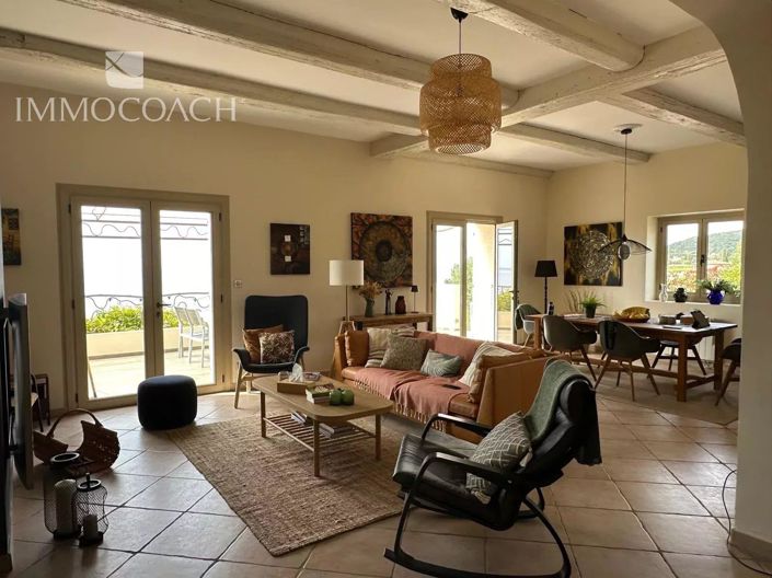 Image No.4-4 Bed House for sale