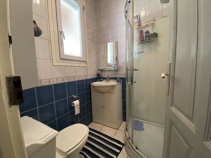 Image No.6-1 Bed House for sale