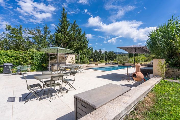 Image No.6-5 Bed House for sale