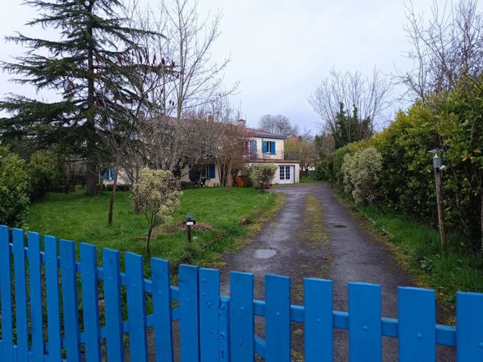 Image No.3-Maison de 7 chambres à vendre à Bourneau