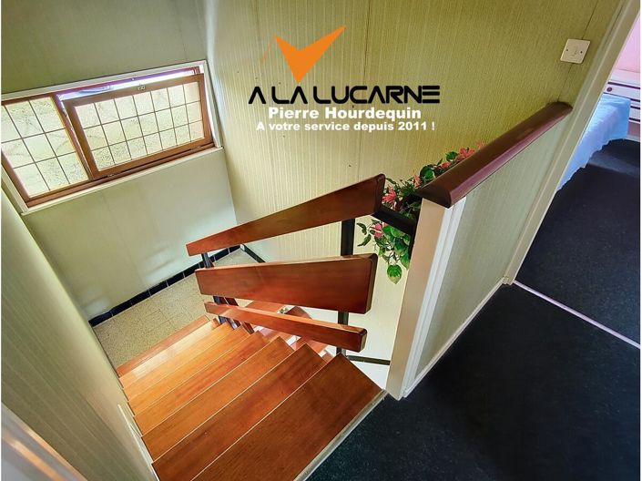 Image No.16-4 Bed House for sale