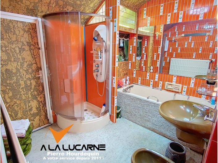 Image No.17-4 Bed House for sale