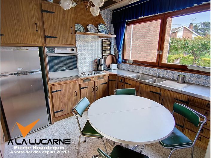 Image No.6-4 Bed House for sale