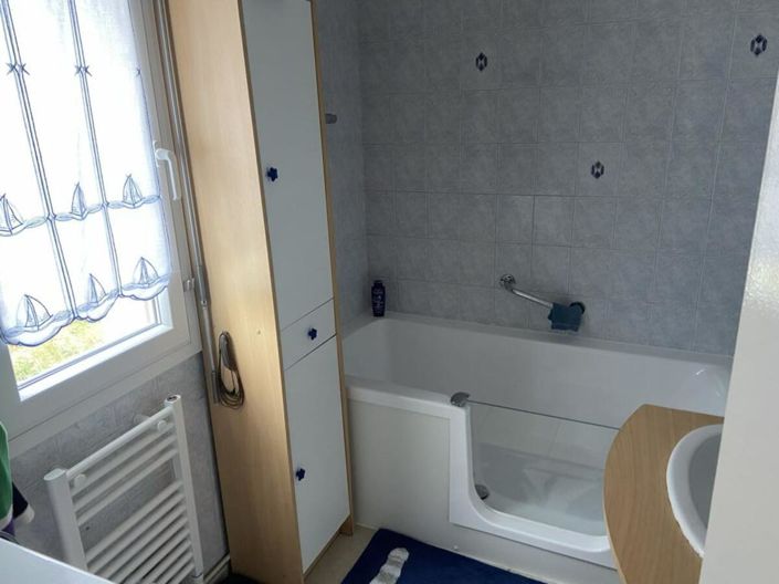 Image No.6-Apartment for sale