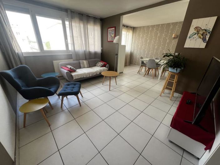 Image No.1-Appartement de 2 chambres à vendre à Sainte-Foy-lès-Lyon